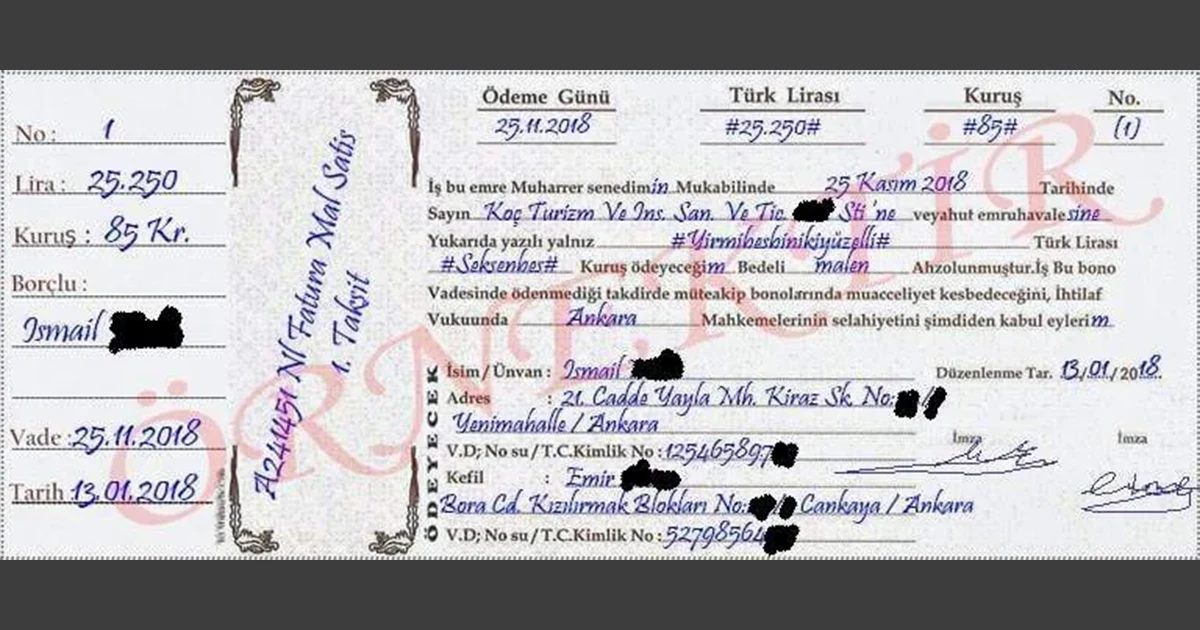 Mürekkep yaşı tayini için laboratuvar ortamında mikroskobik inceleme ve kros çizgisi analizi.