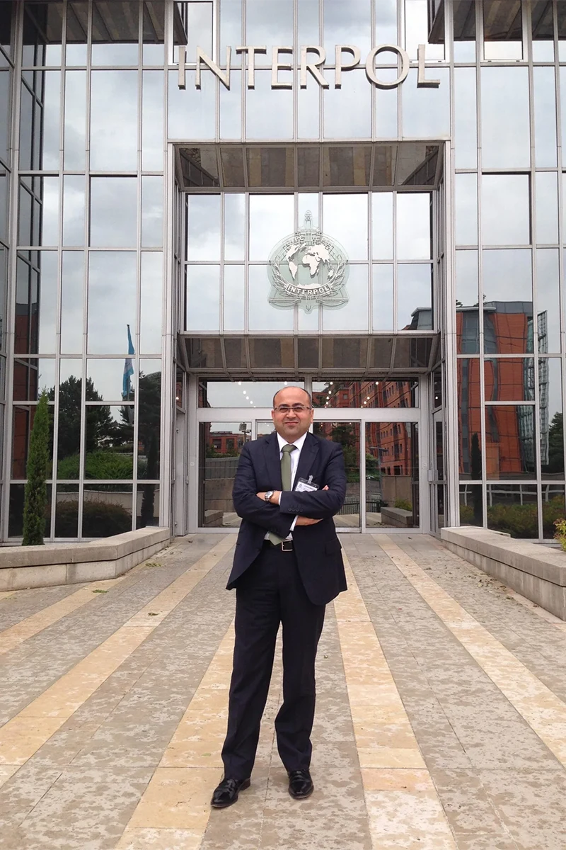 Grafoloji Uzmanı Bülent Aydoğmuş